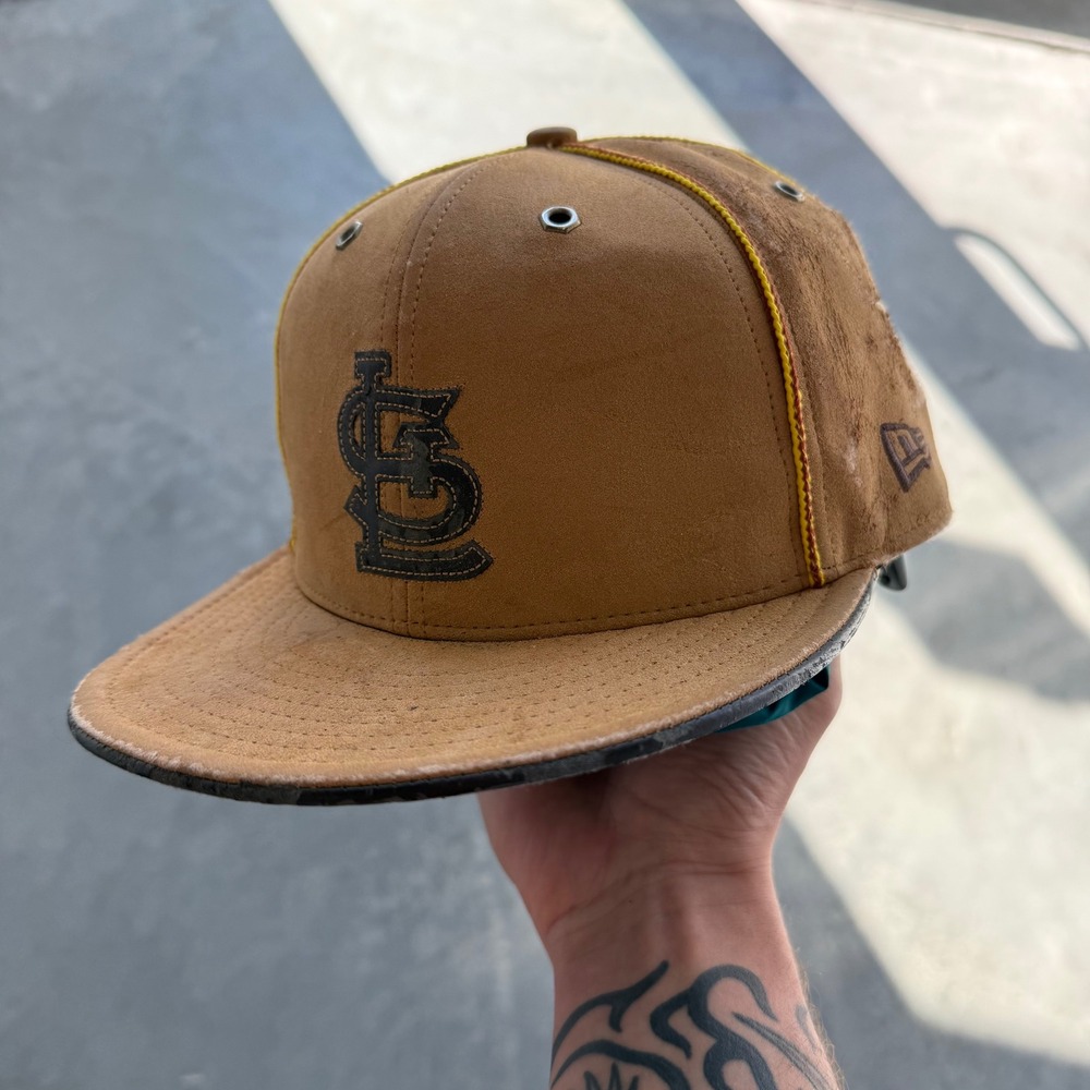 New Era 59FIFTY St Louis Cardinals Fitted Hat 7 1/4 Brown Textured Faux Suede